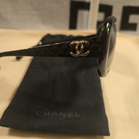 Chanel Sunglasses - Picture 4 of 7